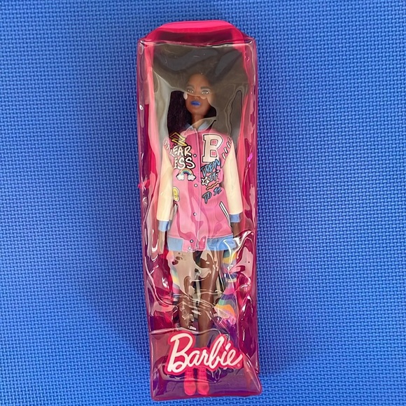 💙Fashionista Barbie, by Mattel # 156 - Picture 3 of 8